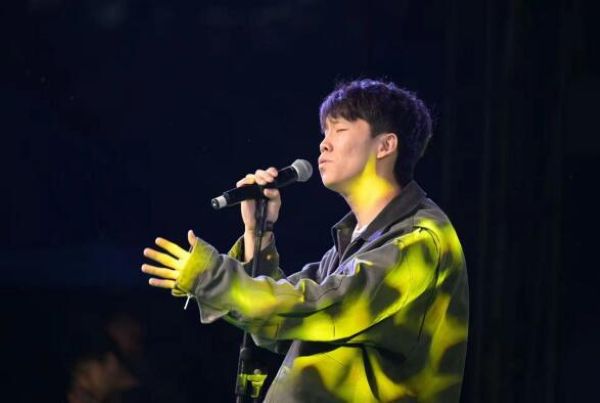 《我怀念的》.jpg 《我怀念的》.jpg