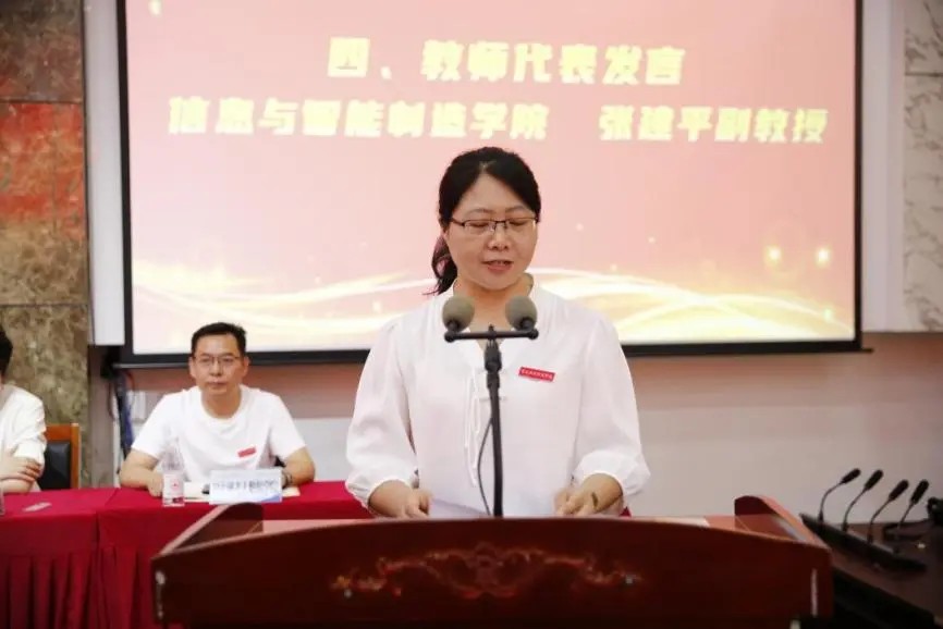 11图片.jpg 11图片.jpg