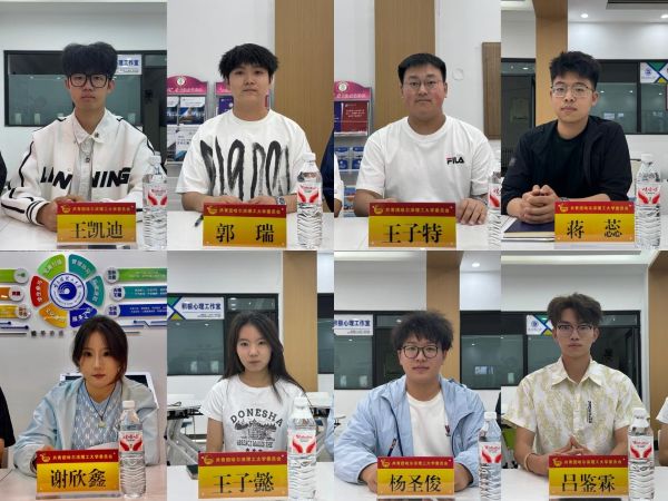 教师及学生代表交流发言.jpg