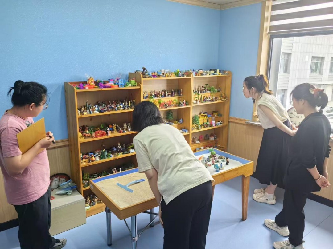 图片 1.jpg 图片 1.jpg