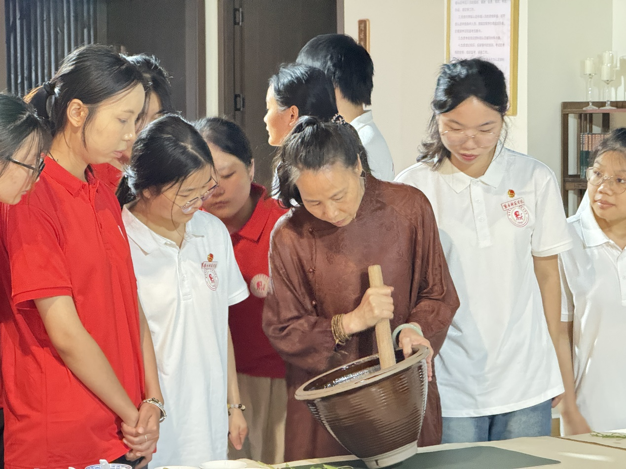 图片2.png 图片2.png