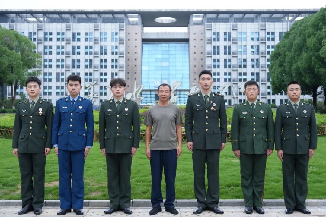 图片4.png 图片4.png