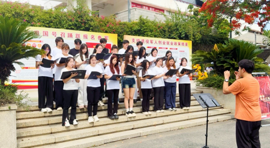 合唱《彩虹》.png 合唱《彩虹》.png