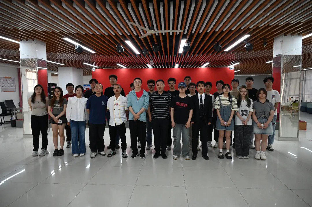 合影留念.png 合影留念.png