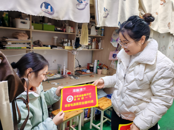 屏幕截图 2025-08-13 201541.png