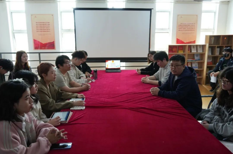 屏幕截图 2025-08-13 203408.png 屏幕截图 2025-08-13 203408.png