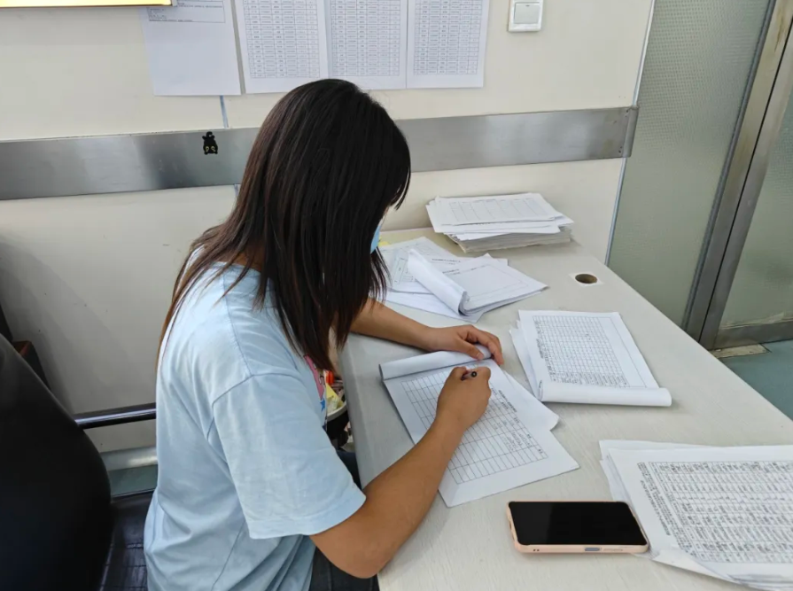 屏幕截图 2025-08-26 185547.png 屏幕截图 2025-08-26 185547.png