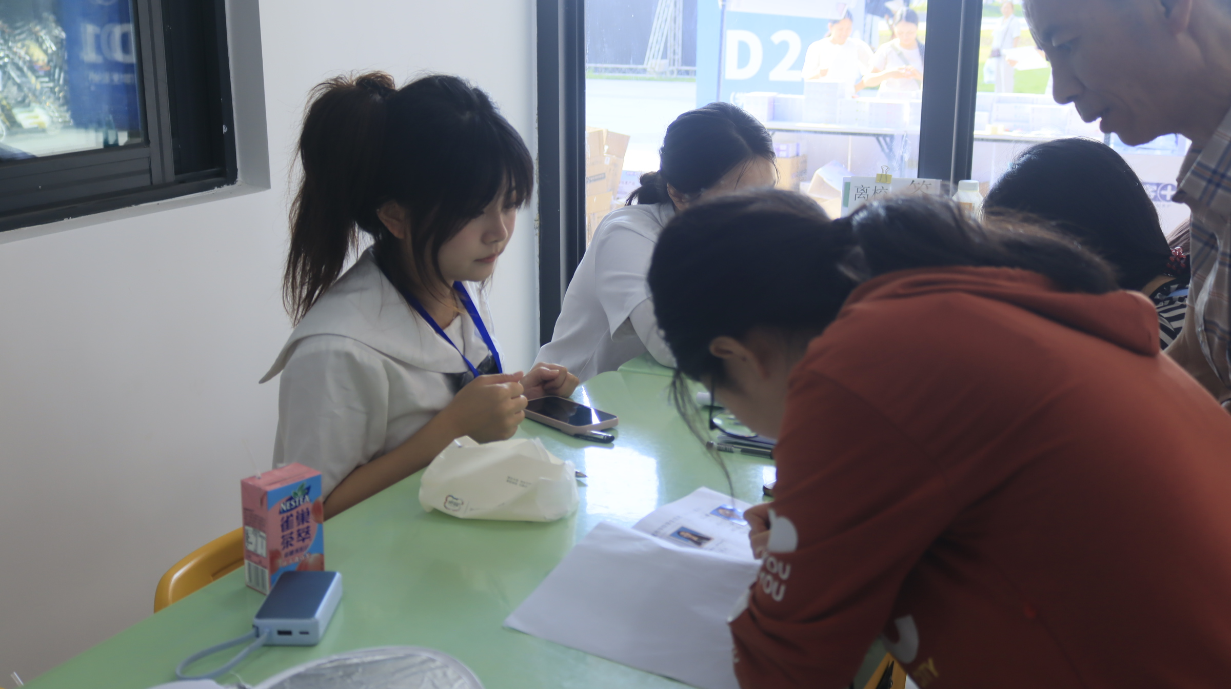 图片2.png 图片2.png