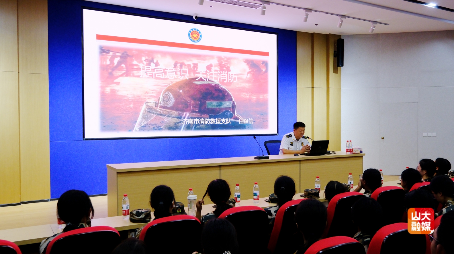 A44630E806B4A4F42BFC9CAB4FF_63F0B076_C320A.jpg A44630E806B4A4F42BFC9CAB4FF_63F0B076_C320A.jpg