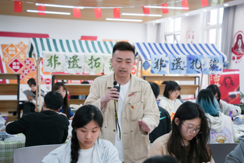 截屏2025-09-22 14.18.03.png