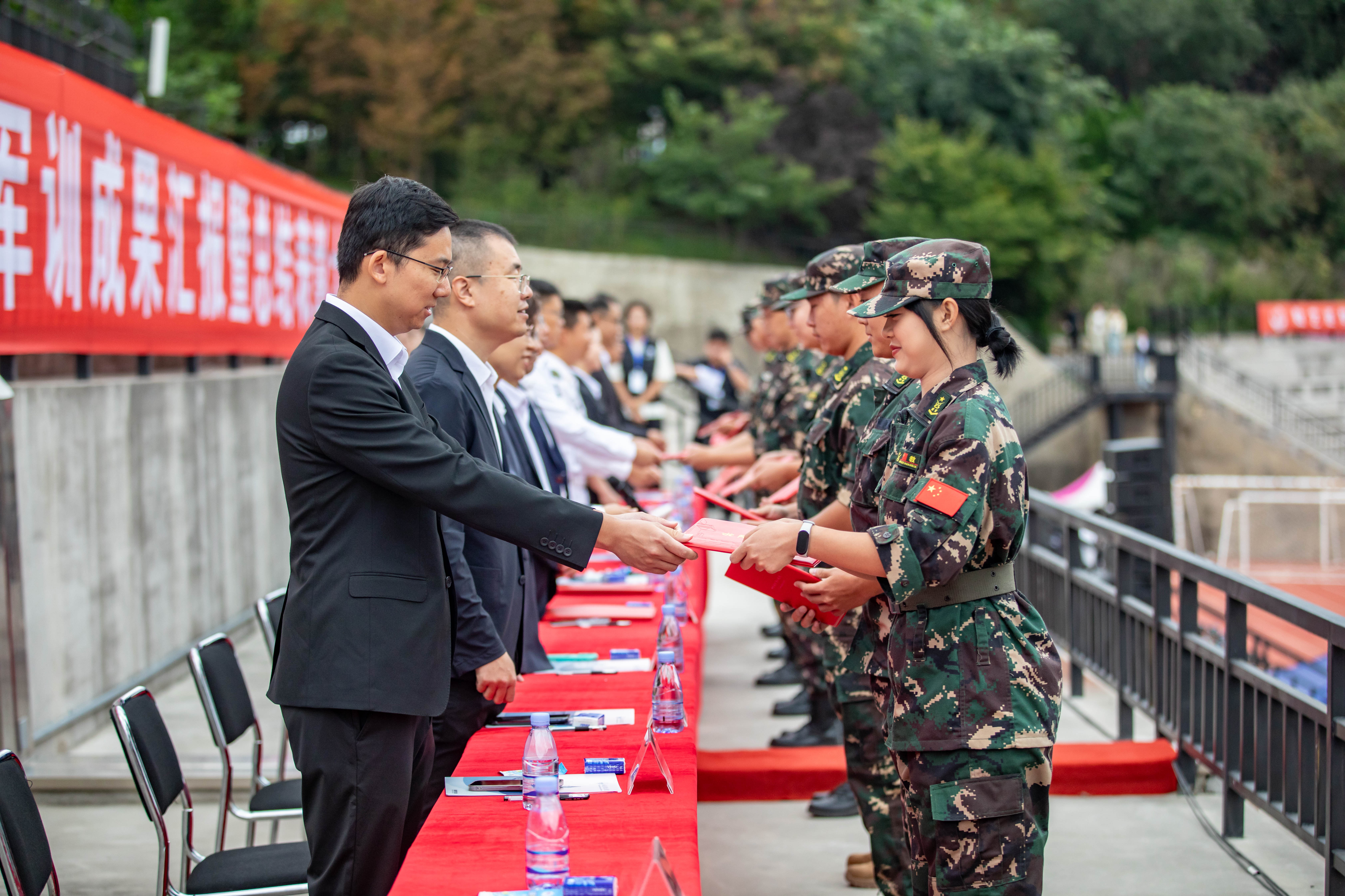 IMG_2106.JPG IMG_2106.JPG