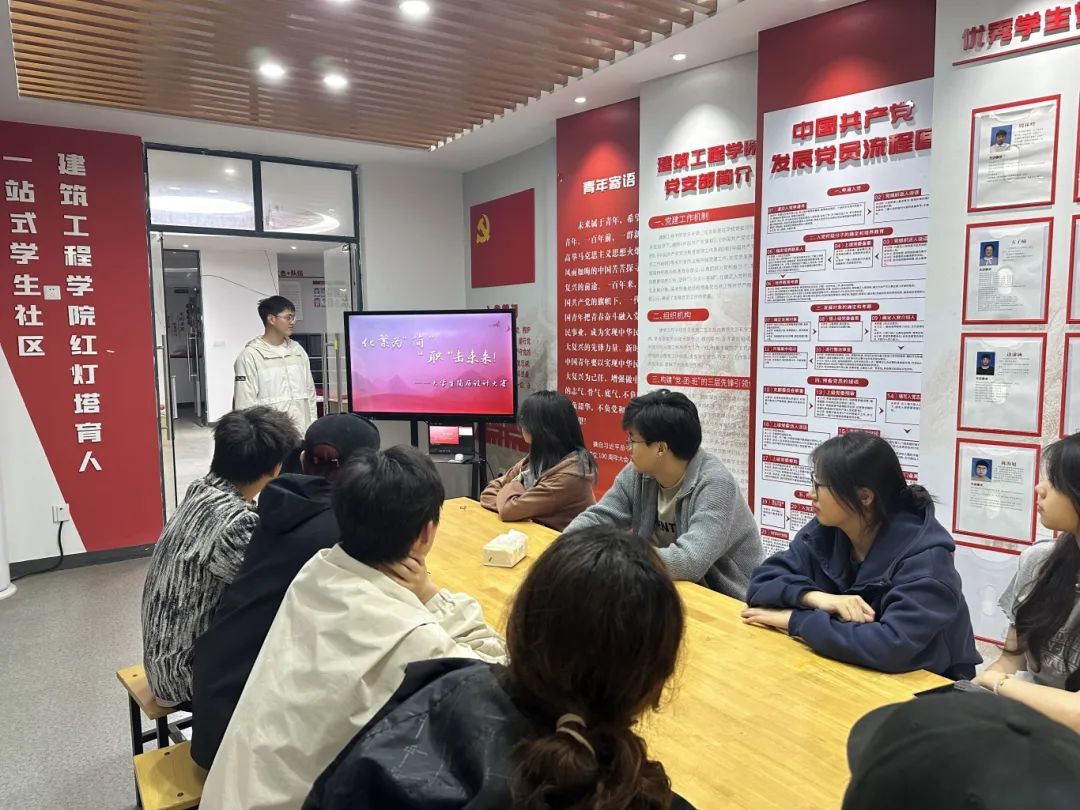 化繁为“简” “职”面未来——大学生简历制作大赛1.jpg 化繁为“简” “职”面未来——大学生简历制作大赛1.jpg