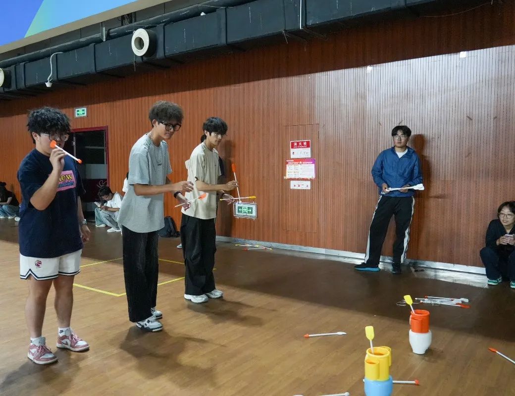 “春日心趣 运动随行”社区趣味运动会.jpg