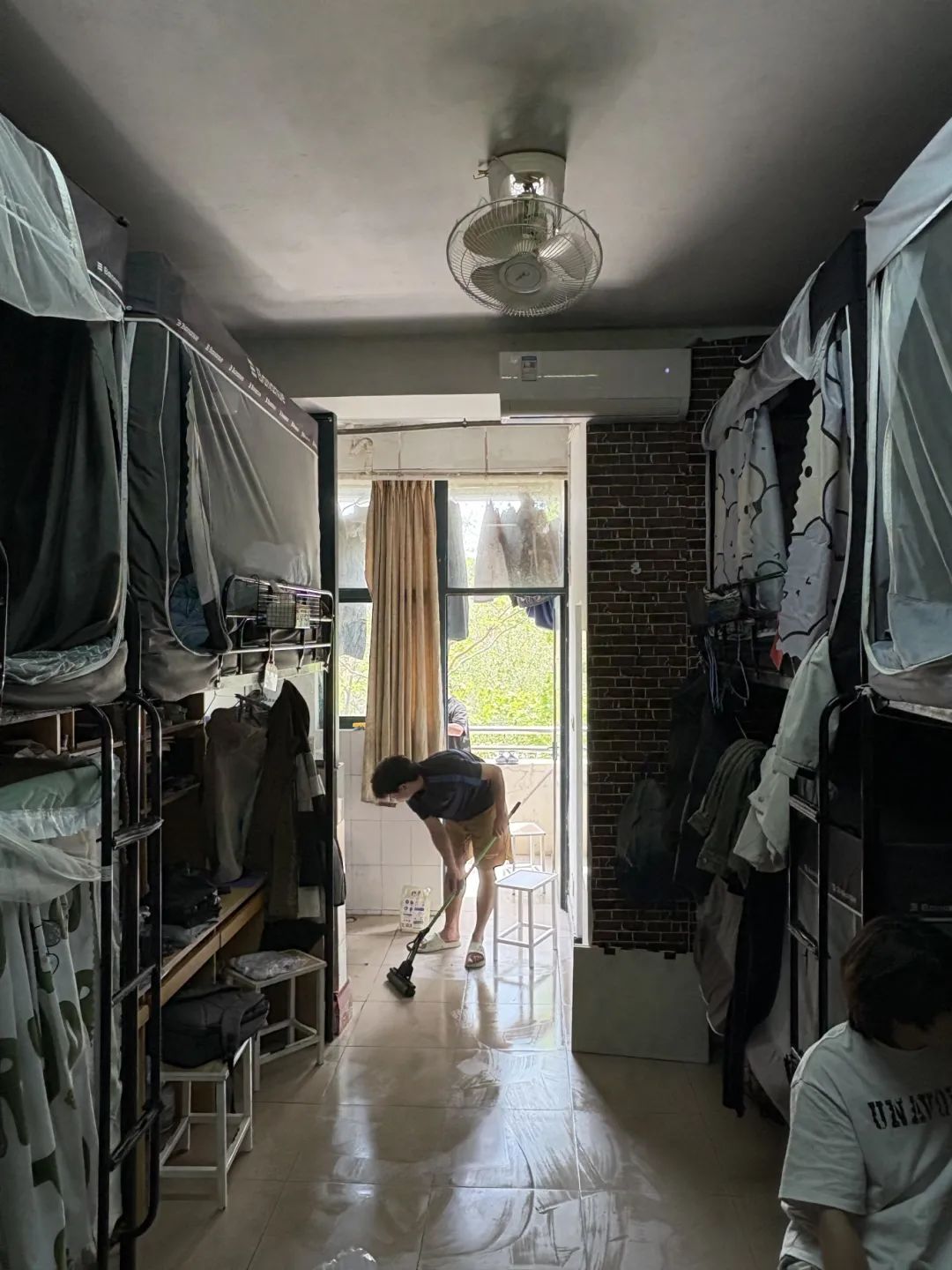 “学习雷锋精神,贡献青春力量”爱国卫生运动月活动3.jpg “学习雷锋精神,贡献青春力量”爱国卫生运动月活动3.jpg