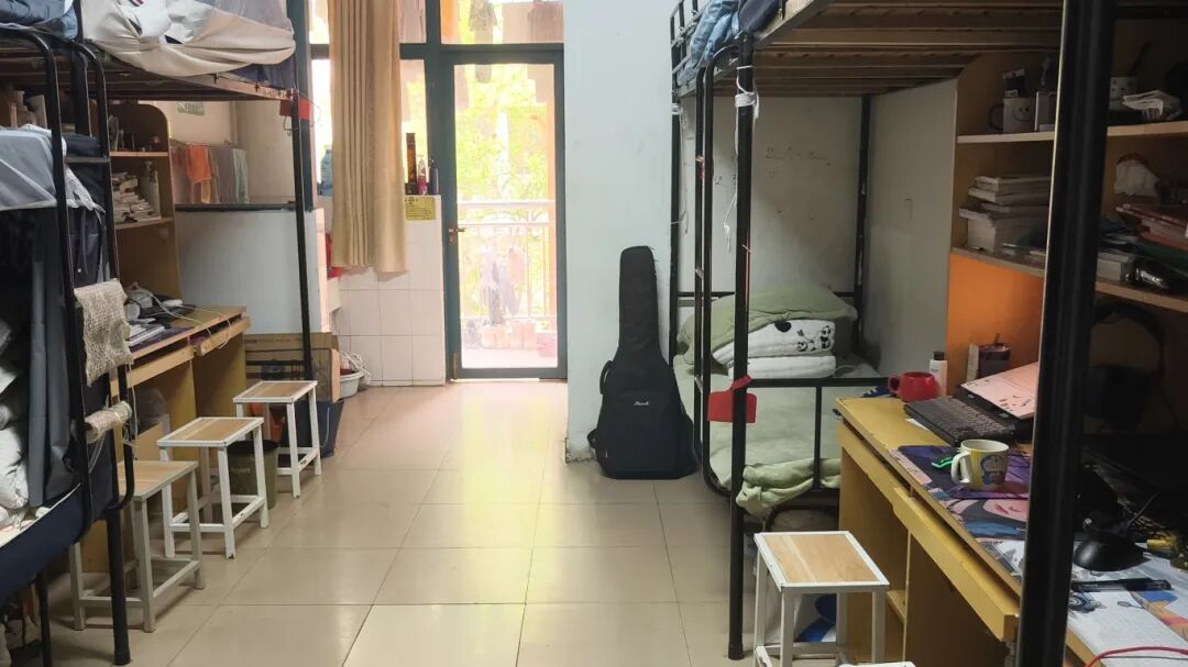 “学习雷锋精神,贡献青春力量”爱国卫生运动月活动1.jpg “学习雷锋精神,贡献青春力量”爱国卫生运动月活动1.jpg