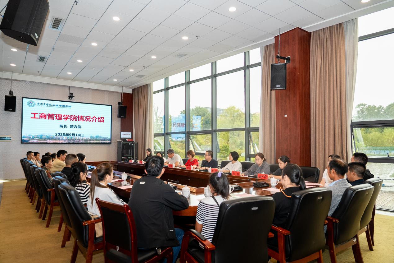 0101f4390fa8ecc55a05ba3553d9a91d