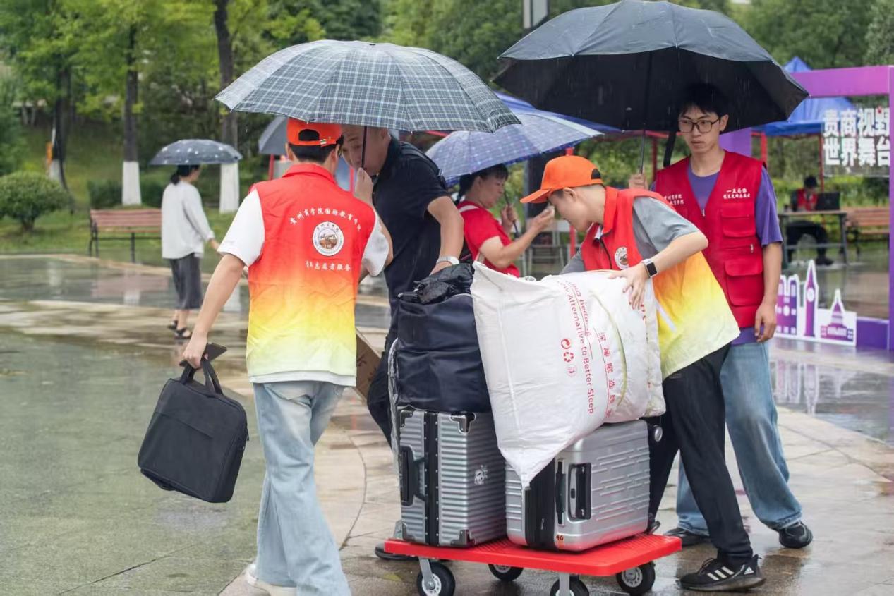 35f75a7706be4cd0b8e045206a600a54