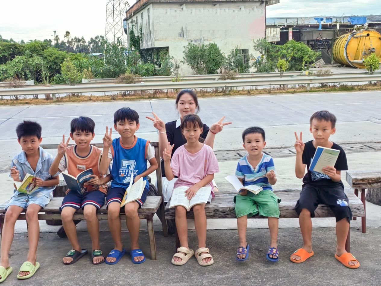 图书3.jpg 图书3.jpg