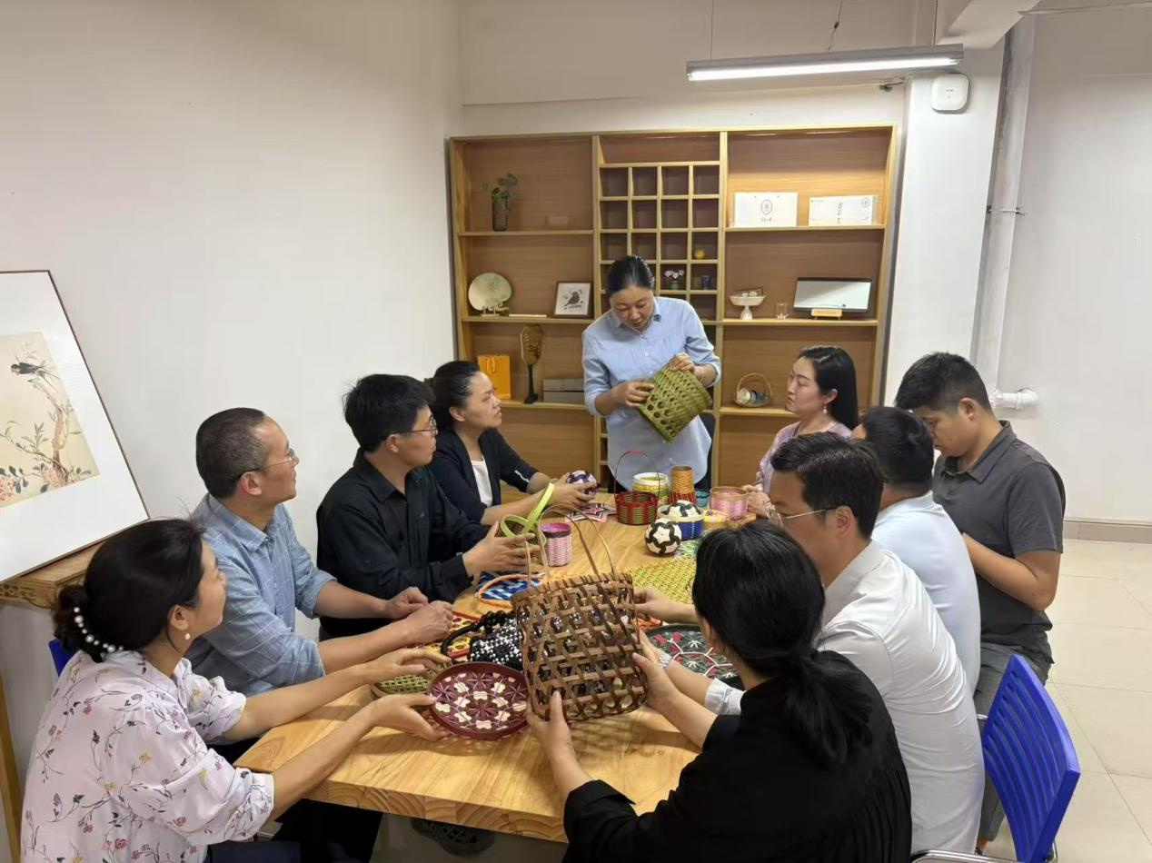 图片2.png 图片2.png