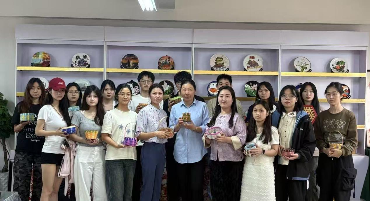 图片4.png 图片4.png