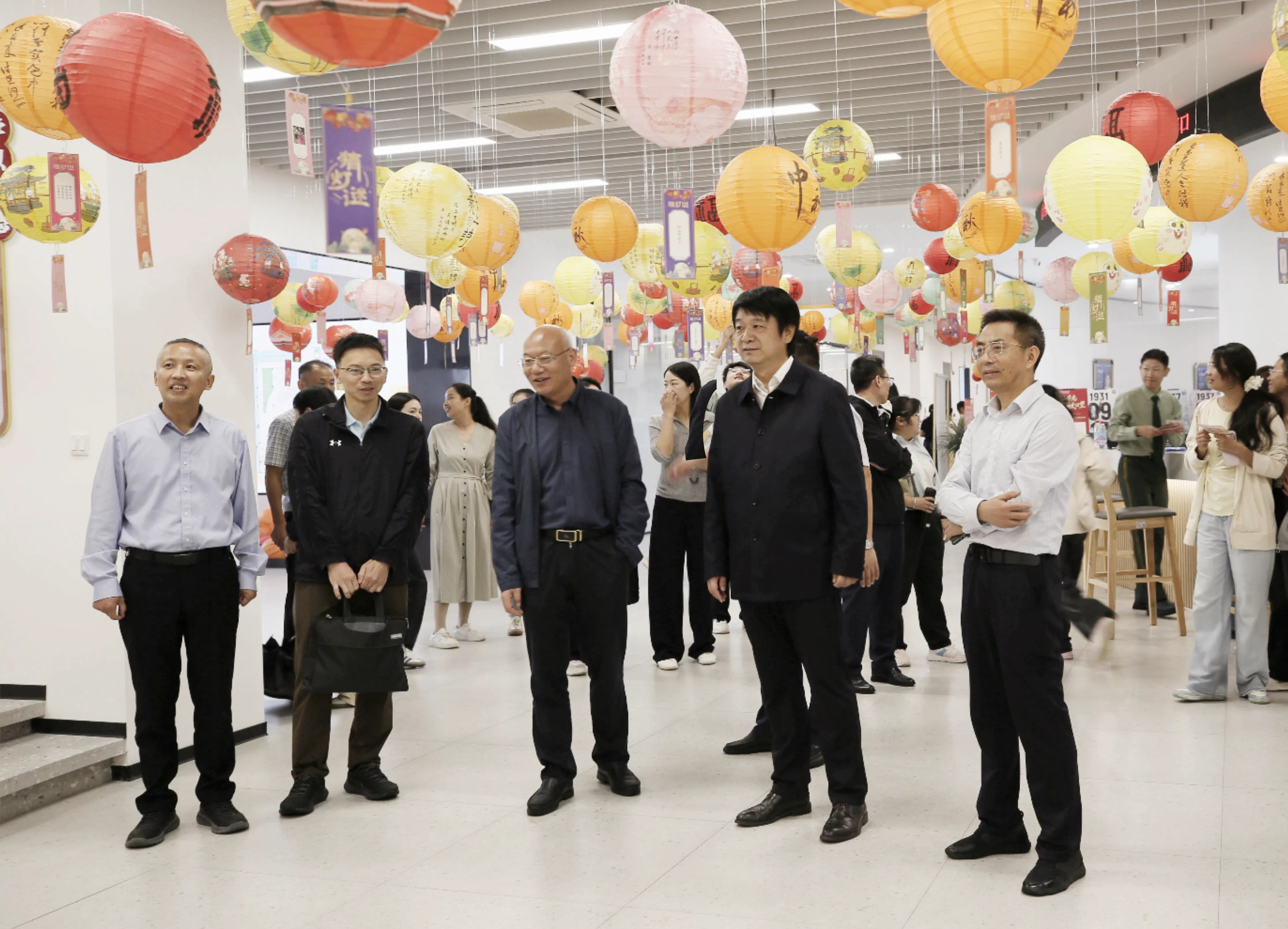 新闻稿图片2.jpg 新闻稿图片2.jpg