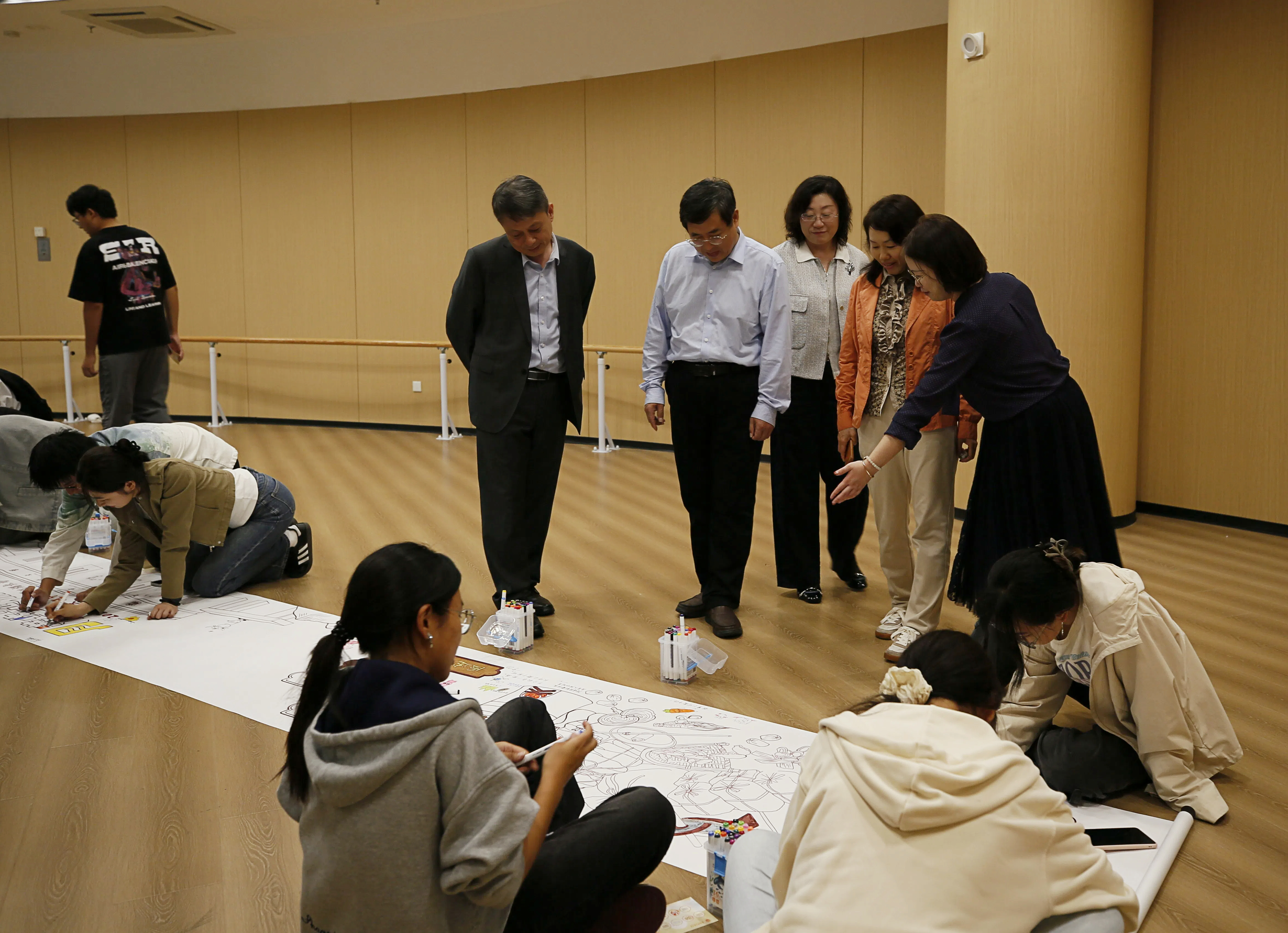 新闻稿图片1.jpg 新闻稿图片1.jpg