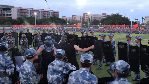 结营3.jpg 结营3.jpg