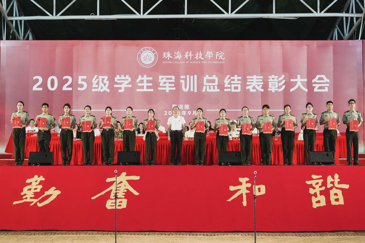 结营32.jpg 结营32.jpg