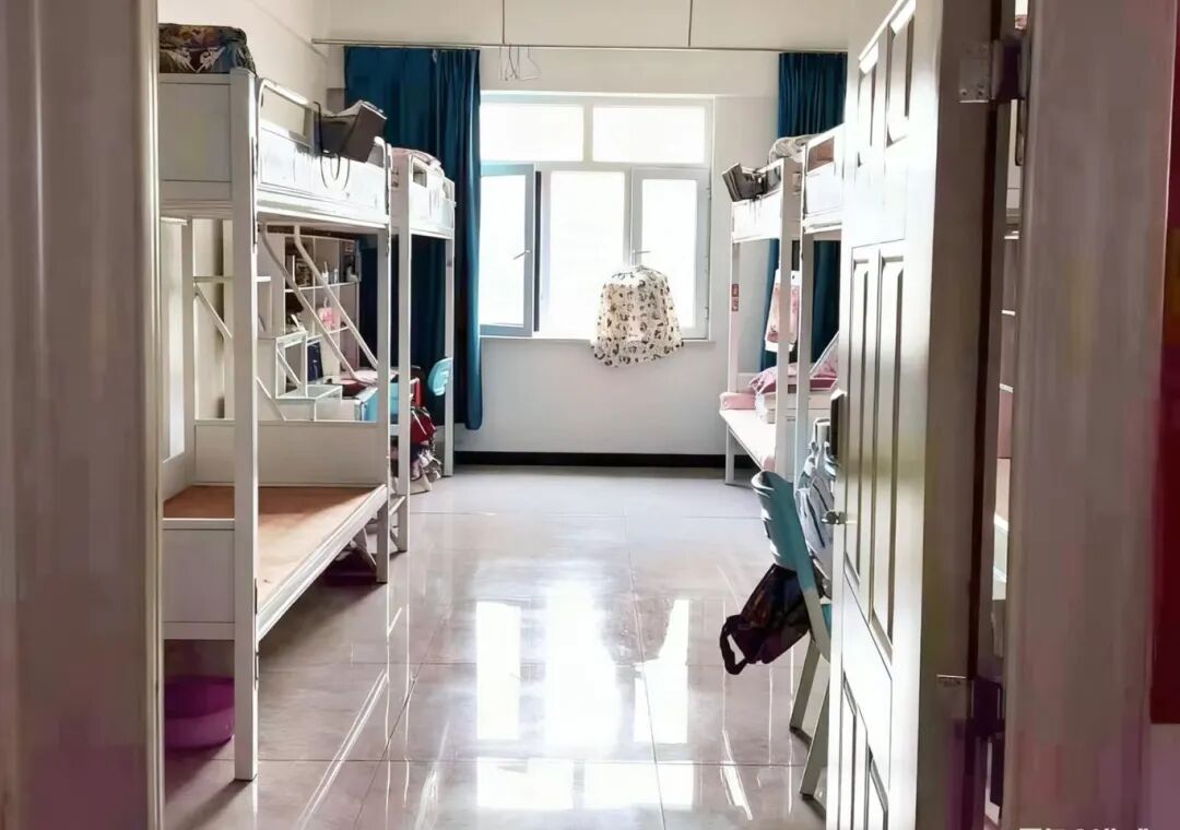 微信图片_2025-10-04_104036_601.jpg 微信图片_2025-10-04_104036_601.jpg