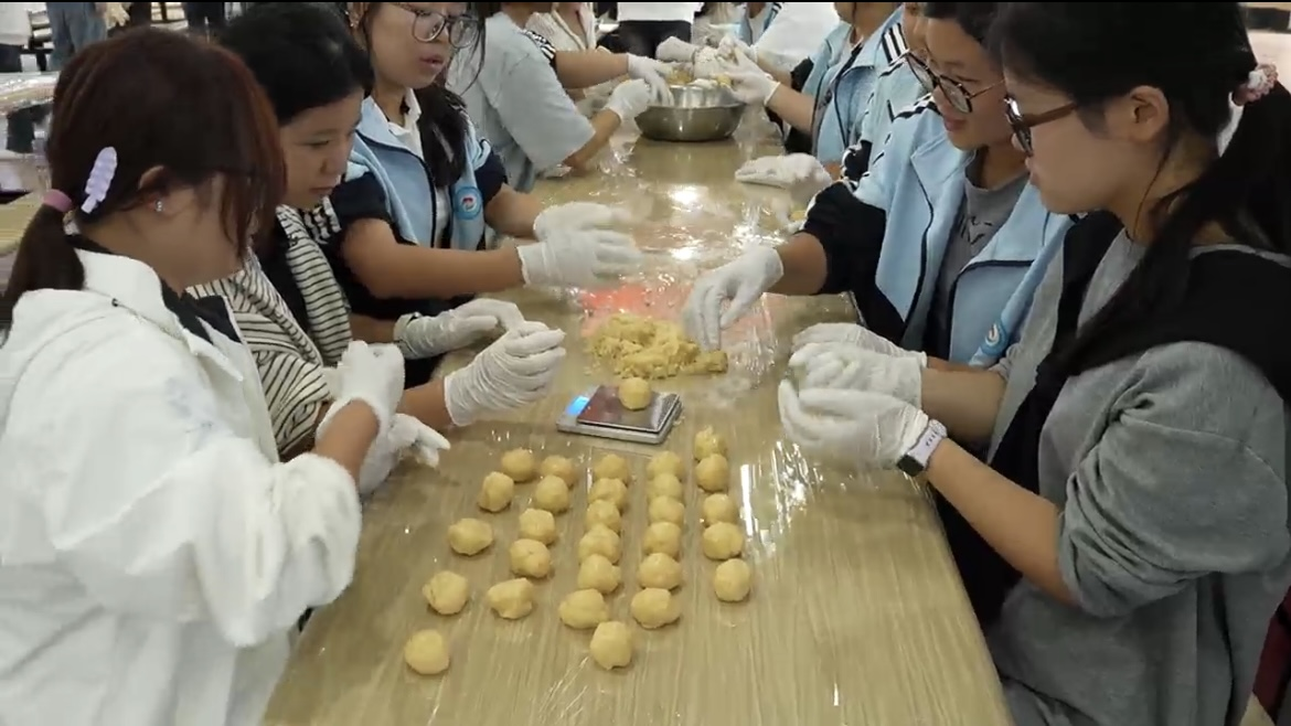 图片2.png 图片2.png