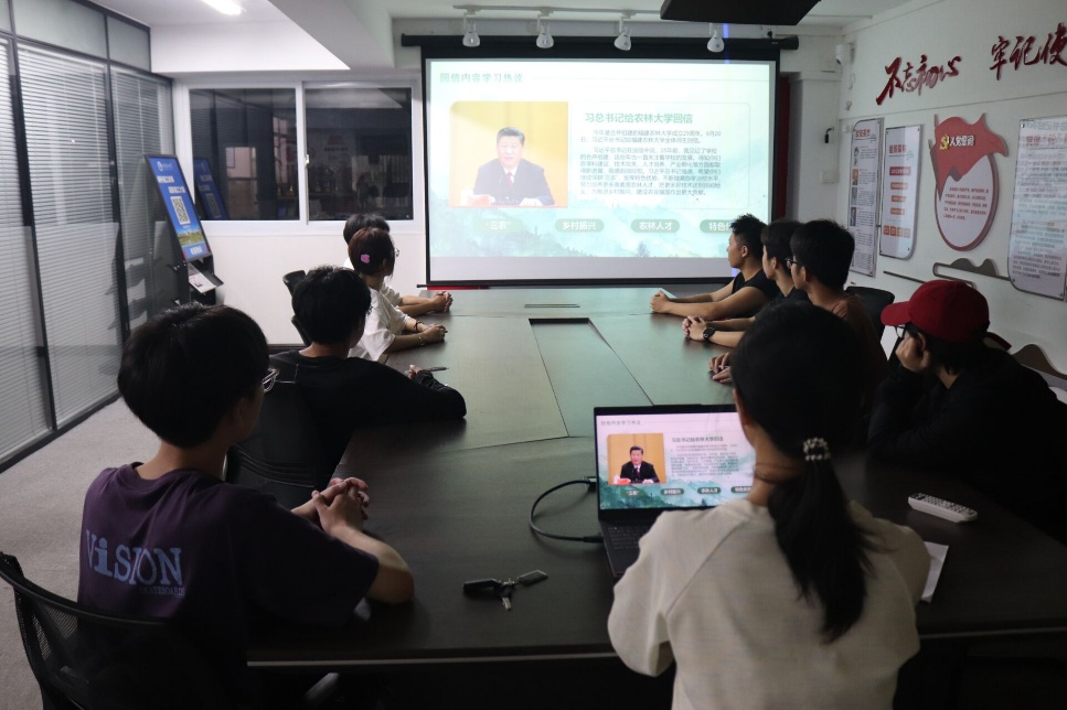 学习.jpg 学习.jpg