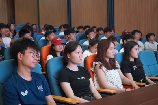 图片2.jpg 图片2.jpg