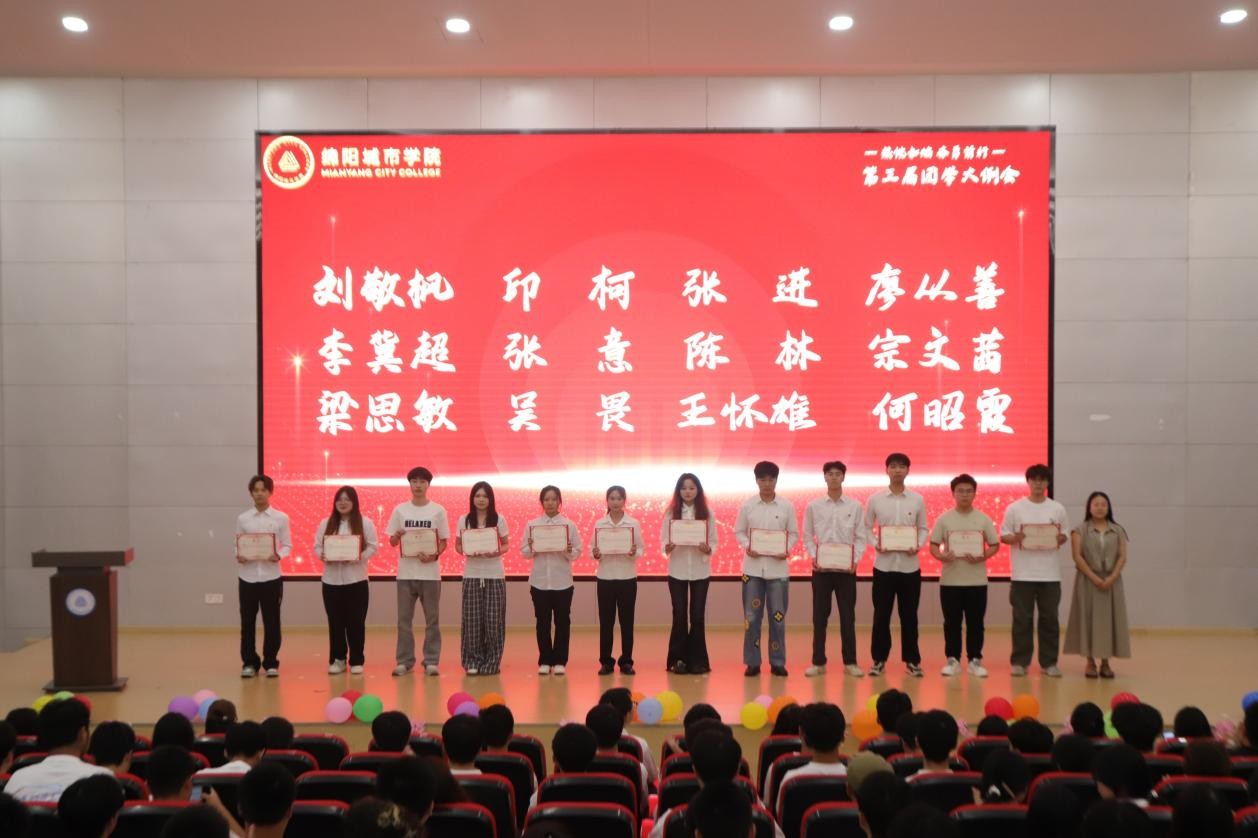 图片2.jpg 图片2.jpg