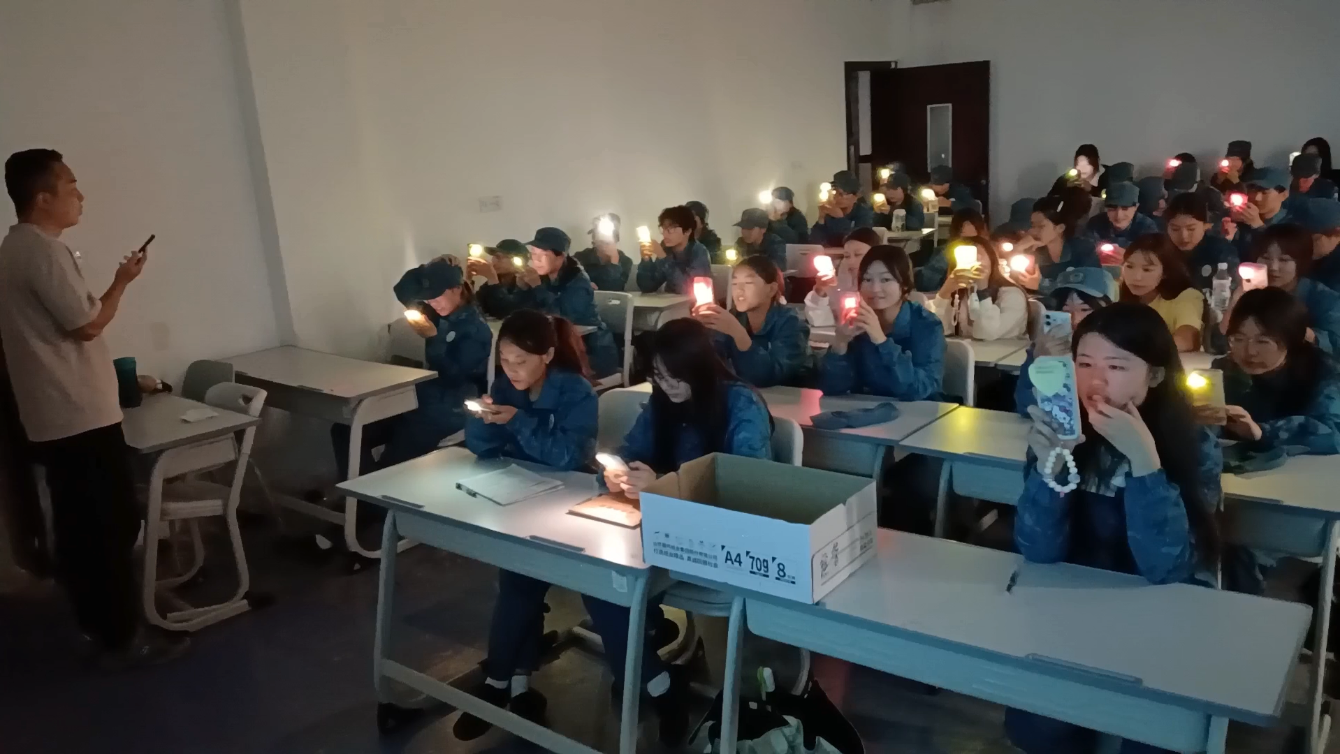 图片6.png 图片6.png