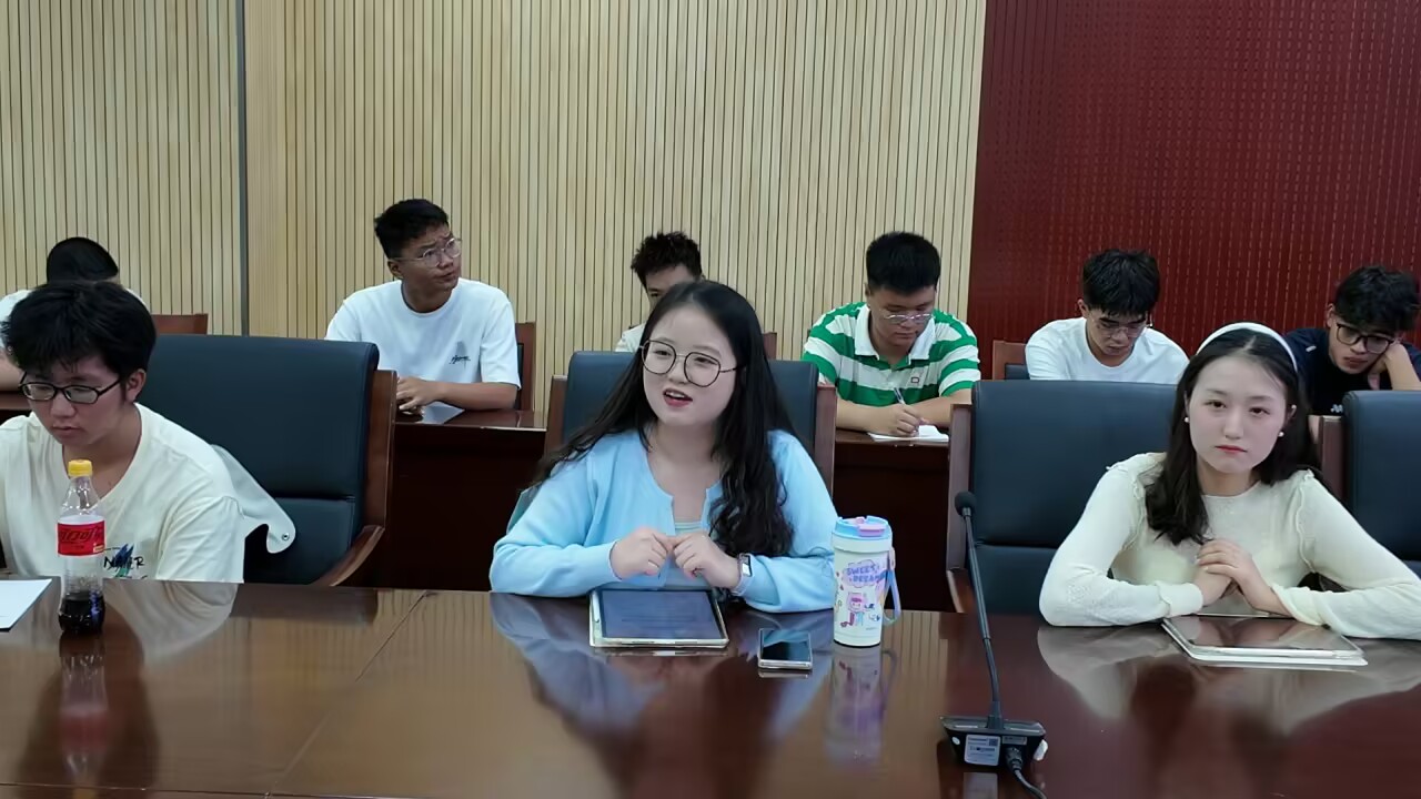 微信图片_20251014144829_35_132.jpg 微信图片_20251014144829_35_132.jpg