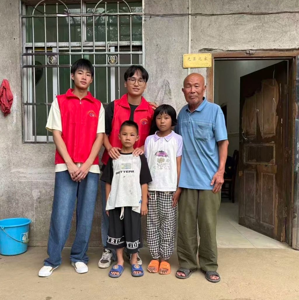 FjrpuXHCbvCEqijtcUvYoQnSrDmA_field_6_1760664885.jpg FjrpuXHCbvCEqijtcUvYoQnSrDmA_field_6_1760664885.jpg