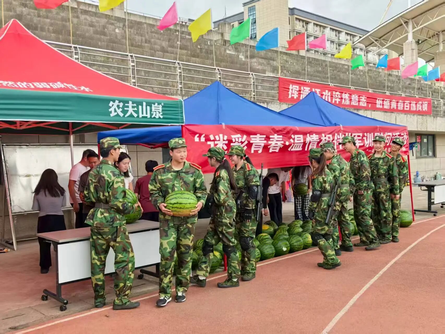 微信图片_2025-10-20_164742_870.jpg 微信图片_2025-10-20_164742_870.jpg