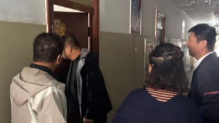 “一站式”学生社区|管制刀具和违禁物品检查