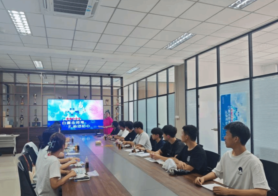 屏幕截图 2025-10-20 183222.png