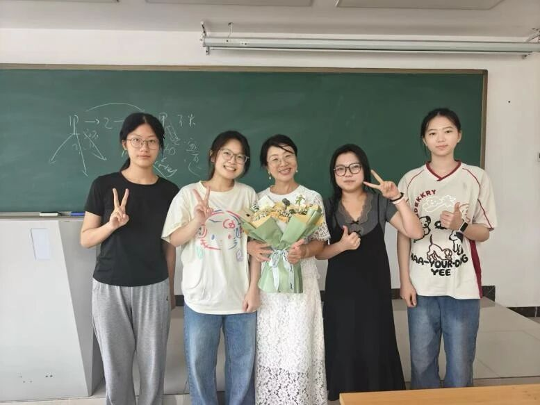 图片4.png 图片4.png