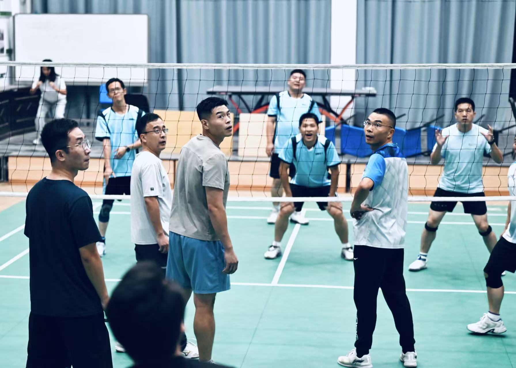 4后勤回眸.jpg 4后勤回眸.jpg