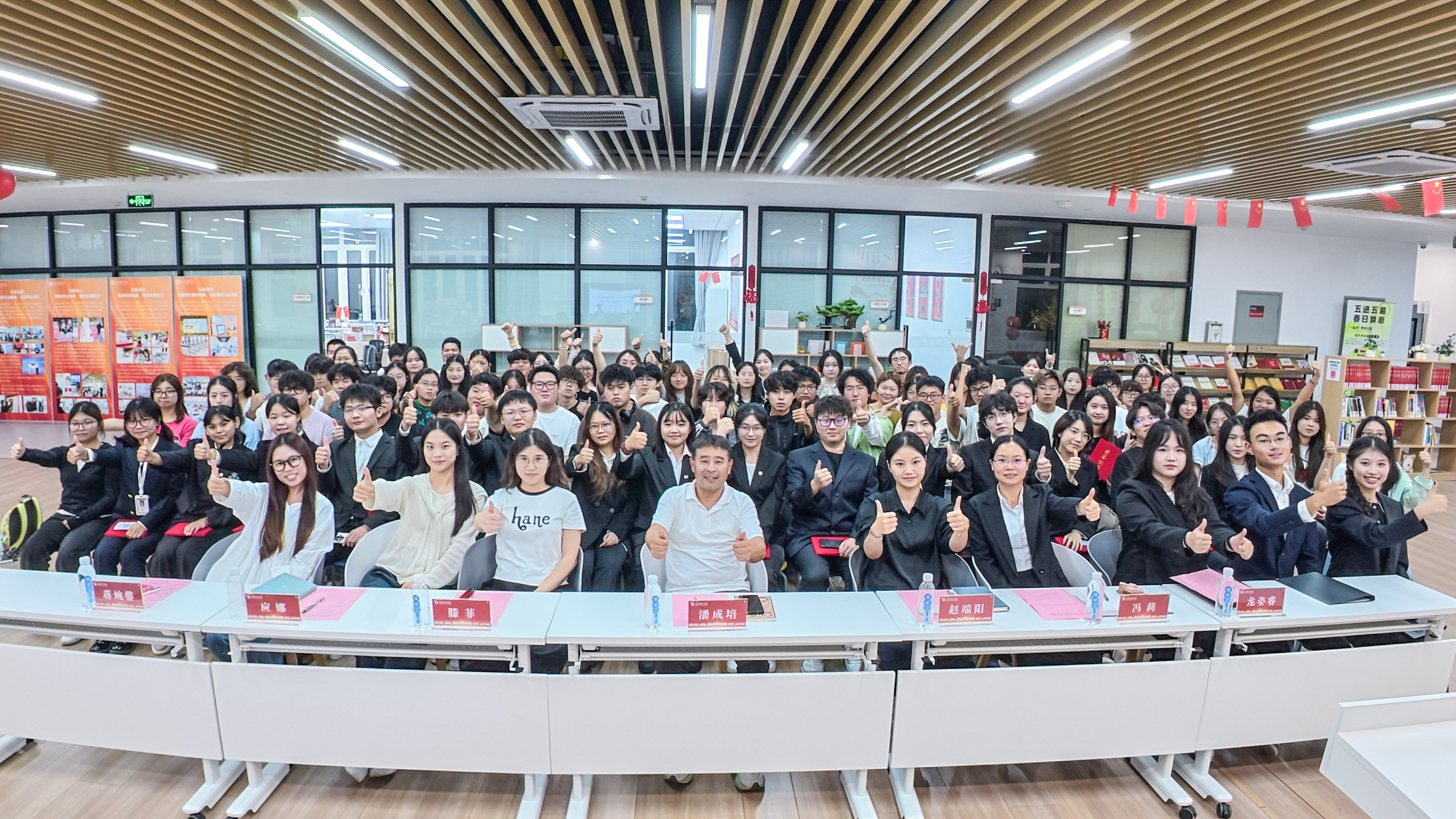 83ef2aedef9cb9a781c70bb14922e163.jpg 83ef2aedef9cb9a781c70bb14922e163.jpg