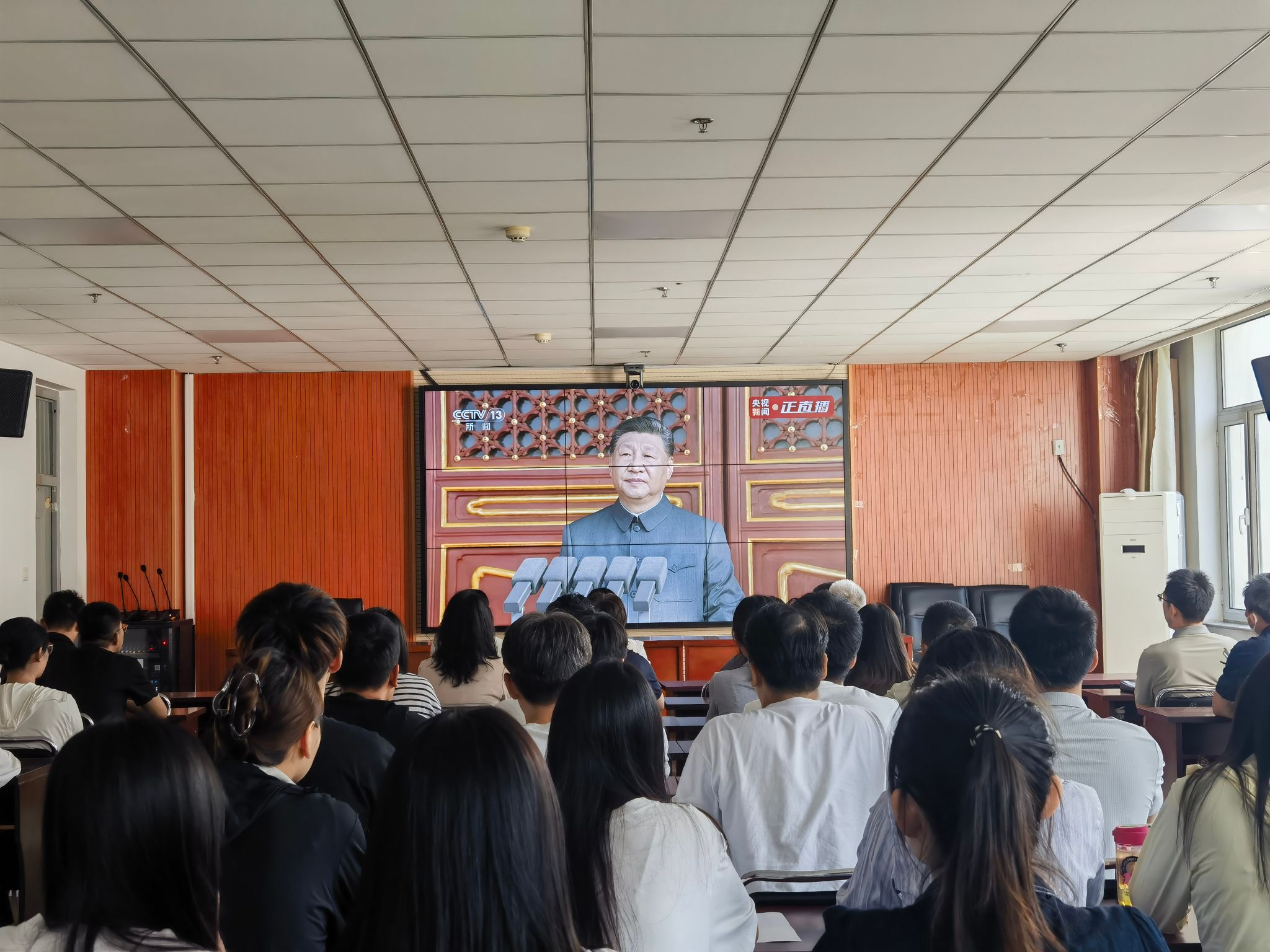 9c388971d9d65e1eefbd4b0342be2a0cbfd98d24f9825396b044f4f59de92db4.0.JPG 9c388971d9d65e1eefbd4b0342be2a0cbfd98d24f9825396b044f4f59de92db4.0.JPG