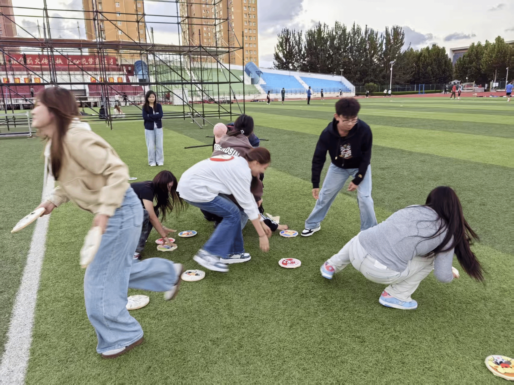 艺术3.png 艺术3.png