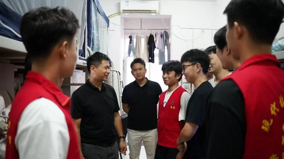 三进三访3.jpg 三进三访3.jpg