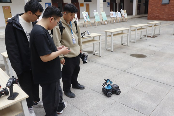 图片4.png 图片4.png