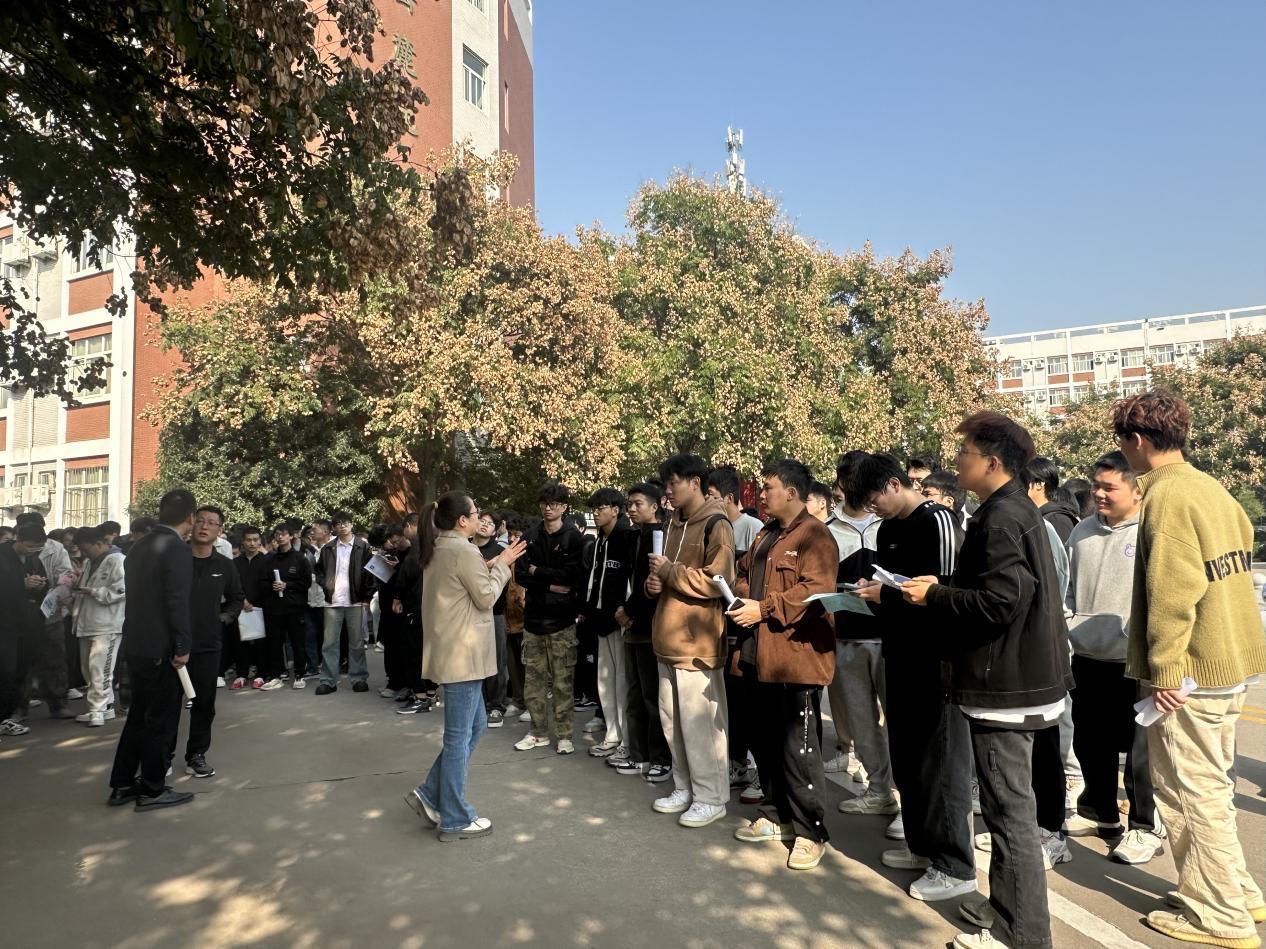 三进三访4.jpg 三进三访4.jpg