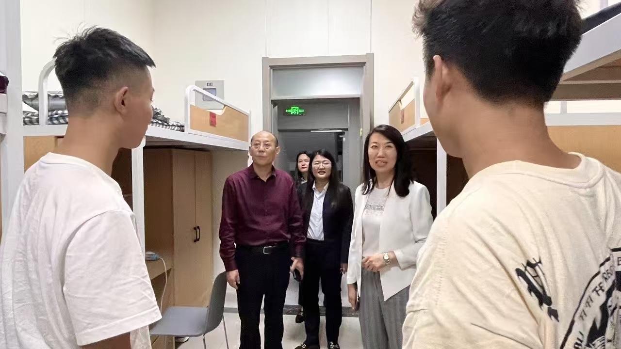 三进三访1.jpg 三进三访1.jpg