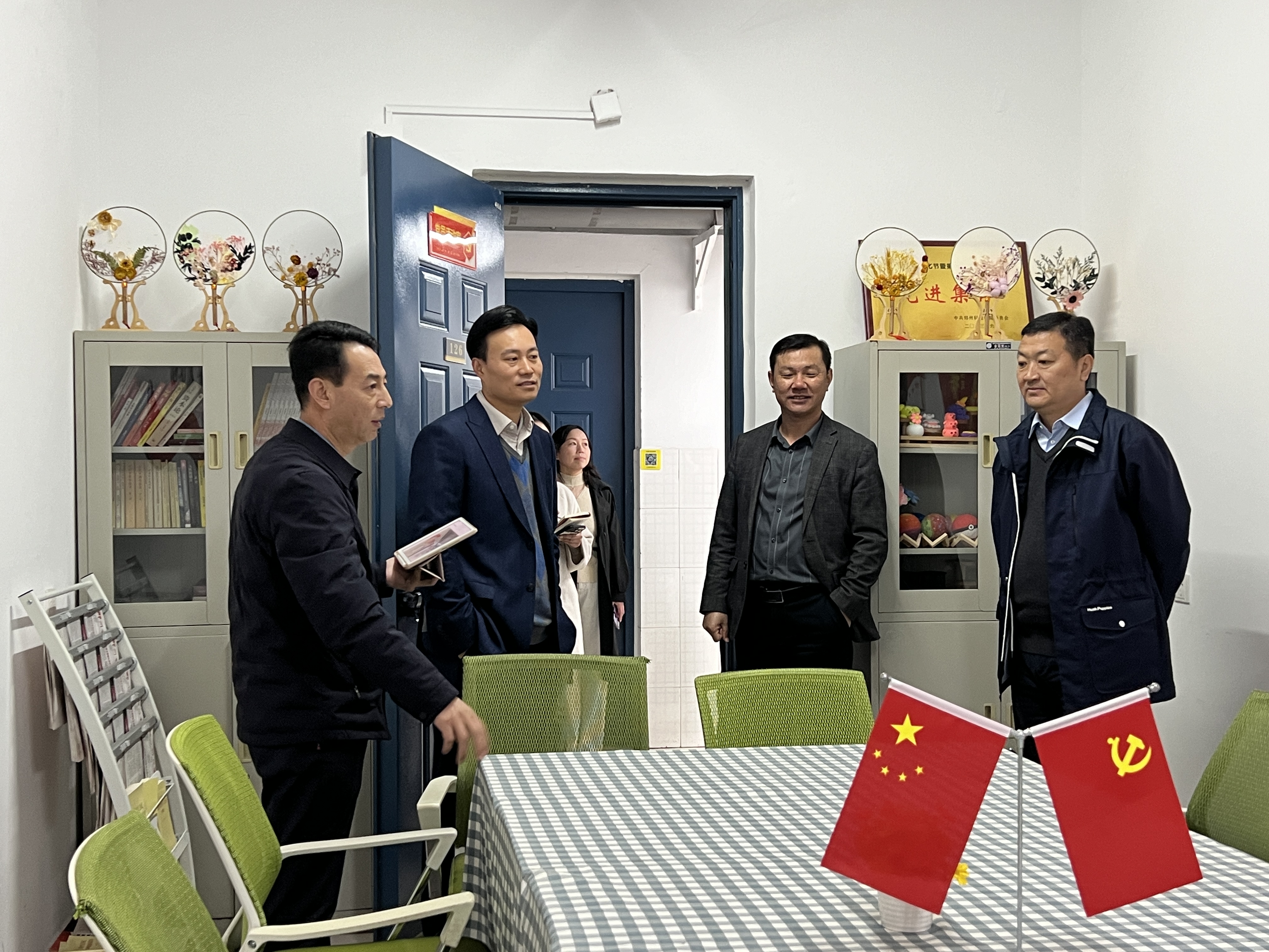 微信图片_20251030184630_1126_8.jpg 微信图片_20251030184630_1126_8.jpg