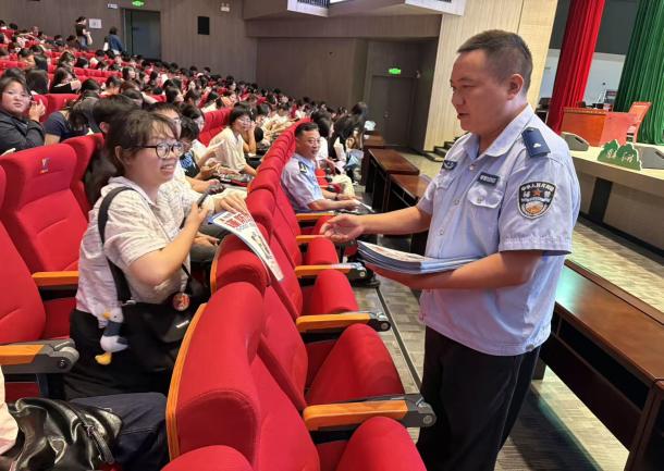 b4ea5eb34679038c5f4132701c7cbc14